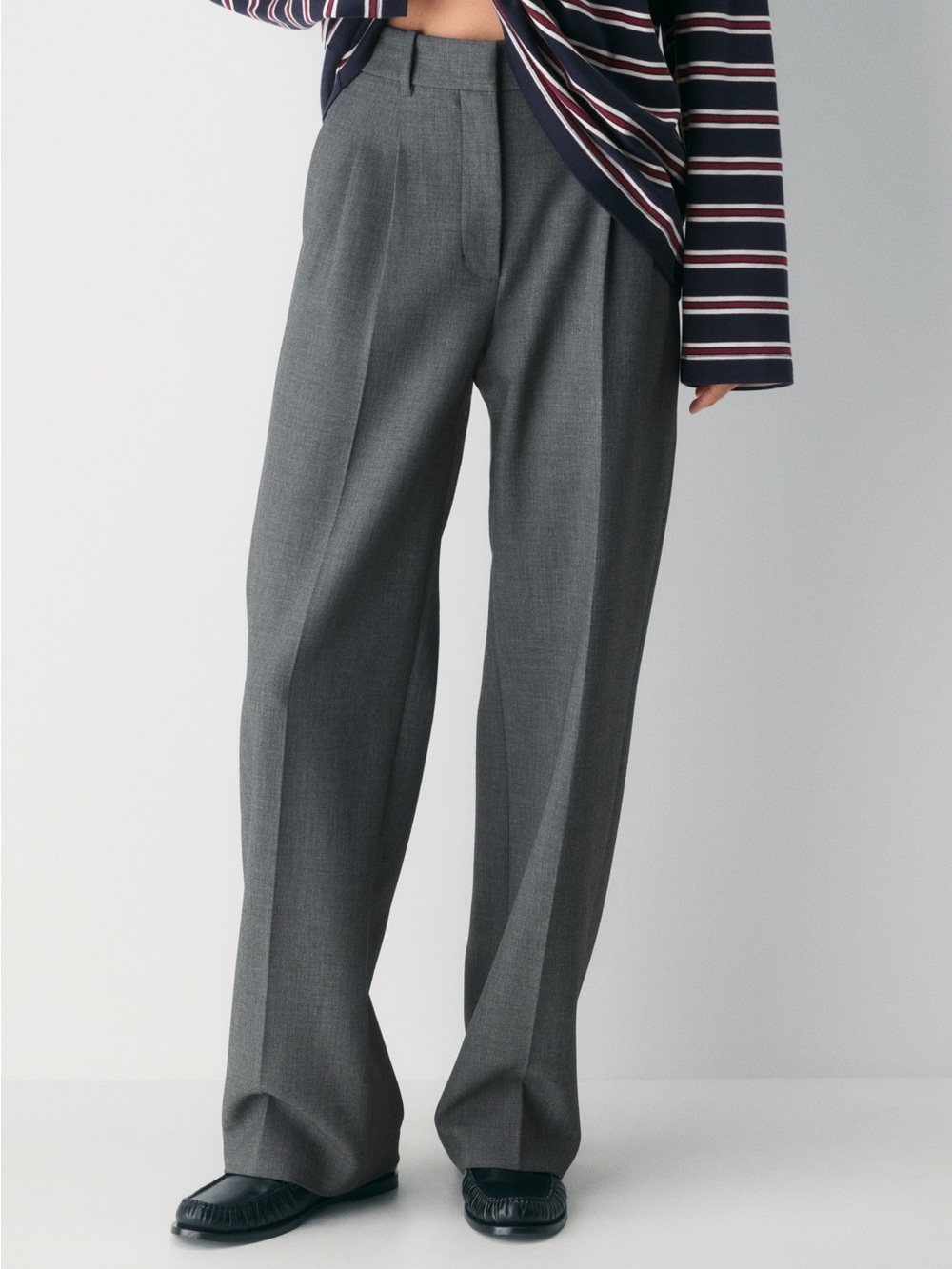 NWT Aritzia Effortless Pants - Grey Herringbone Size 0 Regular